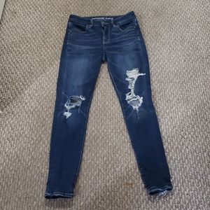 ❤️2/$14❤️AE Skinny ripped Jeans